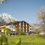 Landgasthof Bogner By Smk Event Und Gastro Gasthuis Absam