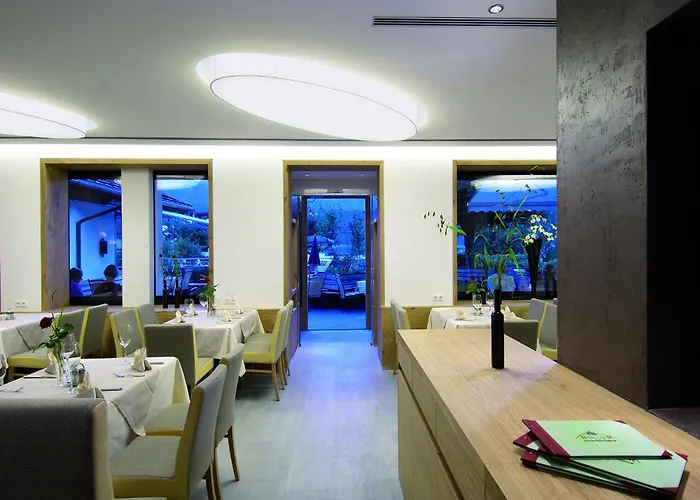 Гостевой дом Landgasthof Bogner By Smk Event Und Gastro 4*