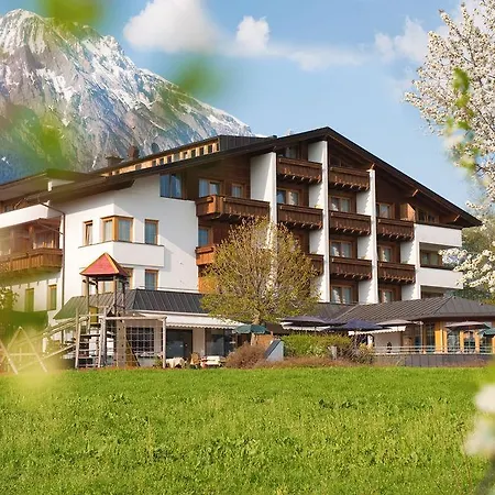 Guest house Landgasthof Bogner By Myquartier Absam